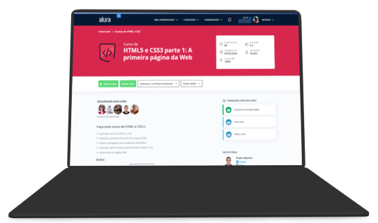 Notebook com a página aberta do site da AluraPlus